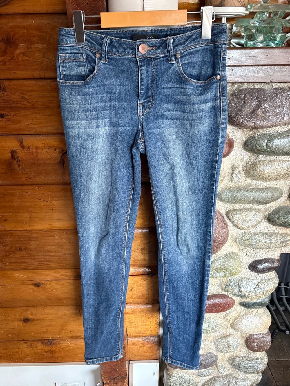 1822 Denim Adrianna Ankle Skinny Jeans Size 6 Medium Wash Stretch